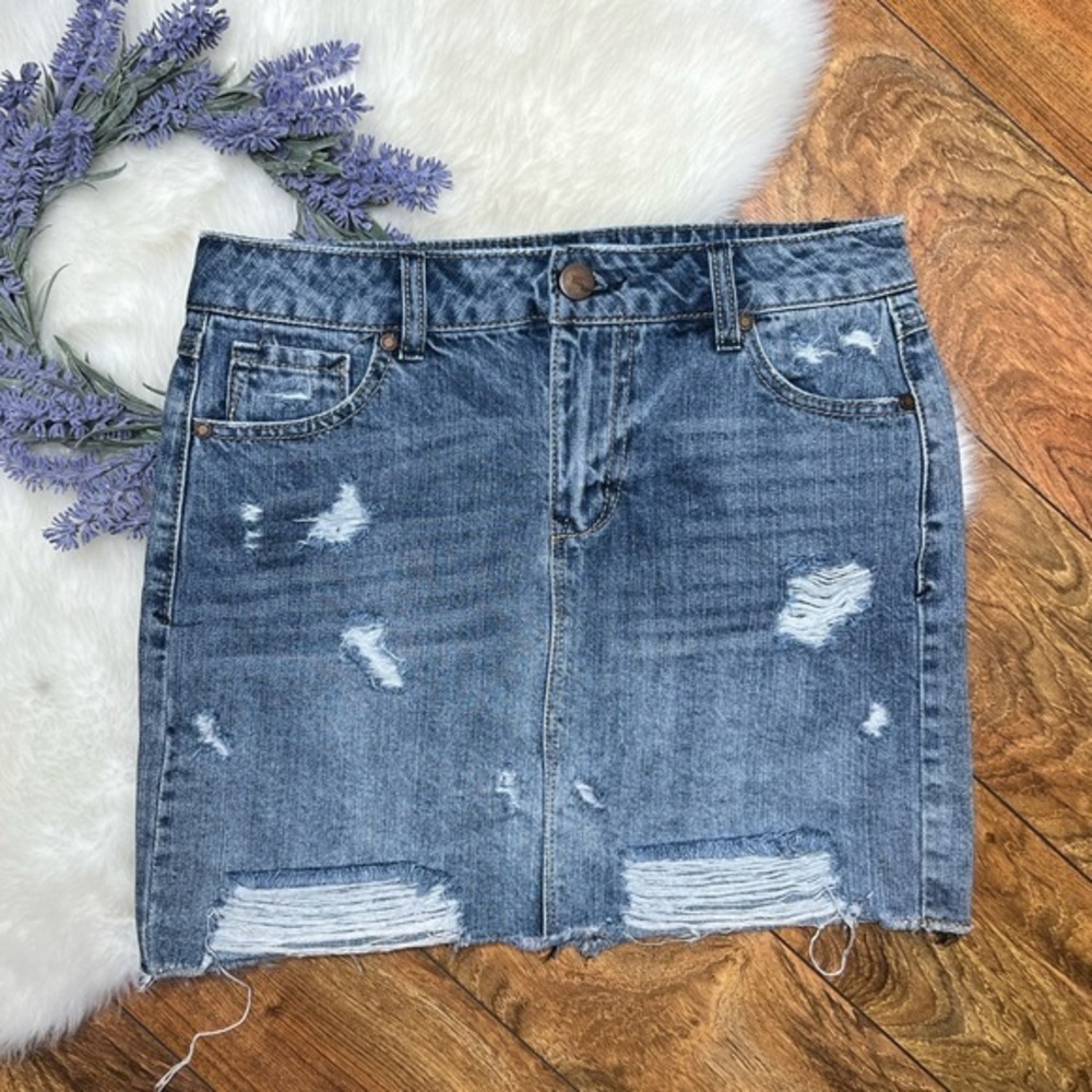 1822 Denim factory distressed light wash denim skirt B9-19